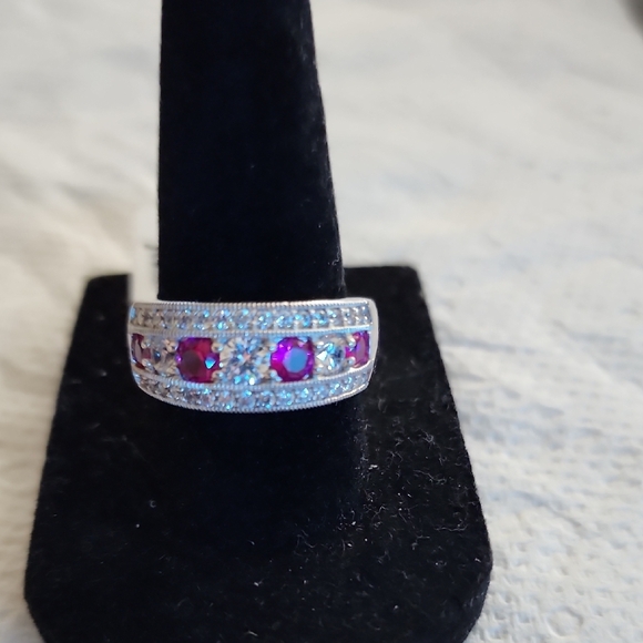 JTV Jewelry - Elegant Silver Ring with Lab Created Ruby Stones - size 9
